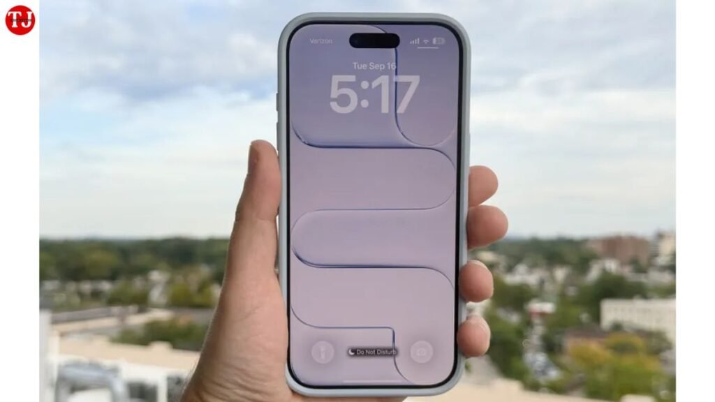 iPhone 17