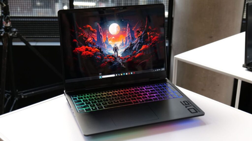 HP HyperX OMEN MAX 16 Review
